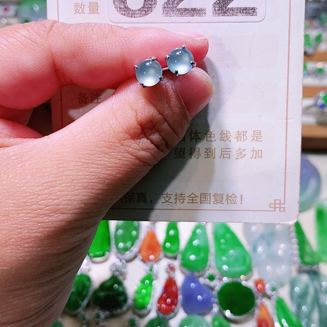 【闪购商品】翡翠挂件未镶嵌裸石