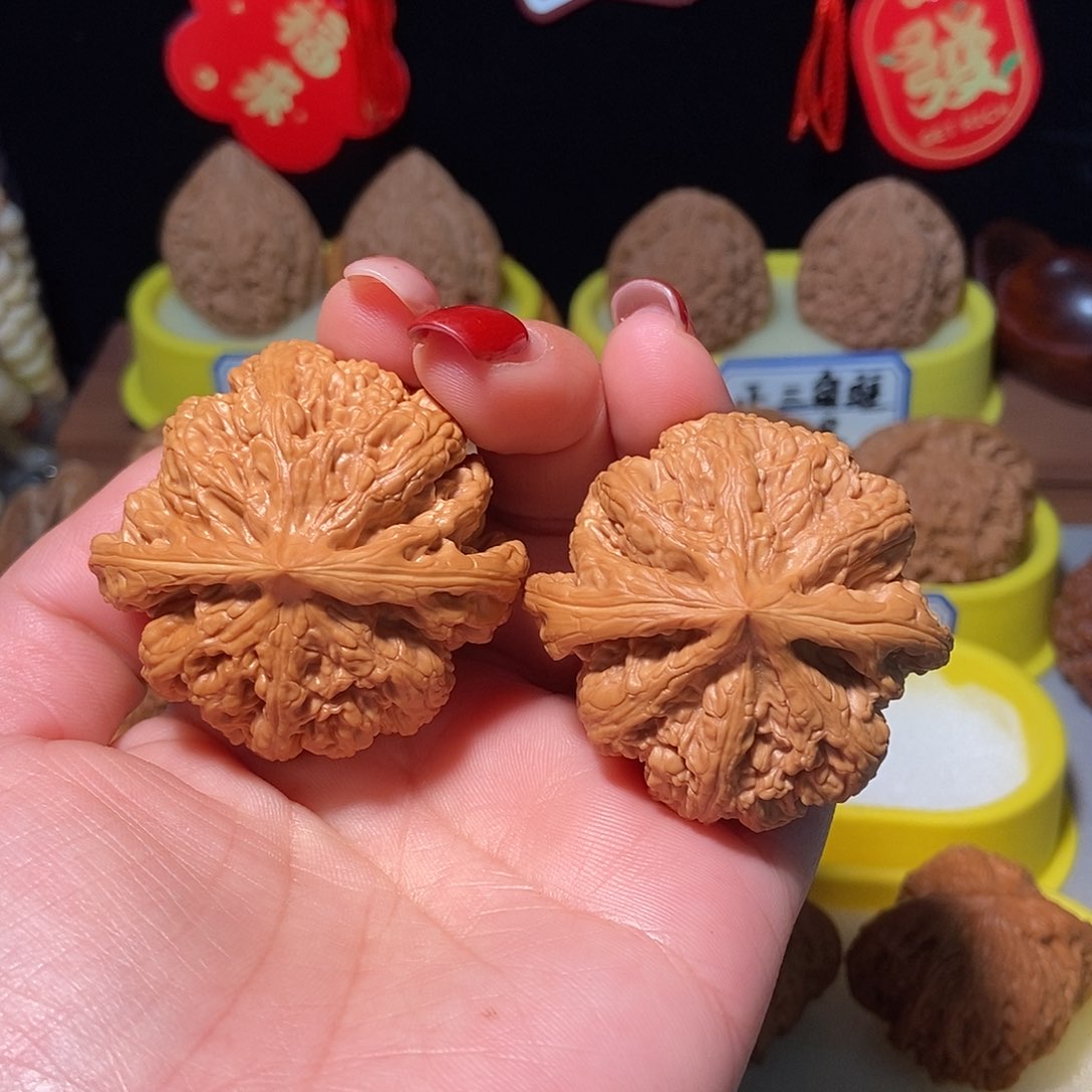 文玩核桃吊坠福利47大粗筋