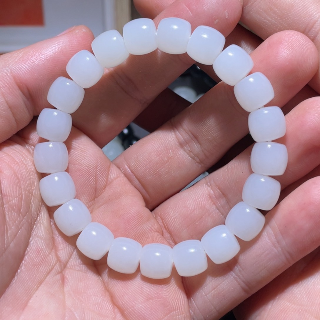 和田玉手链未镶嵌奈**柒