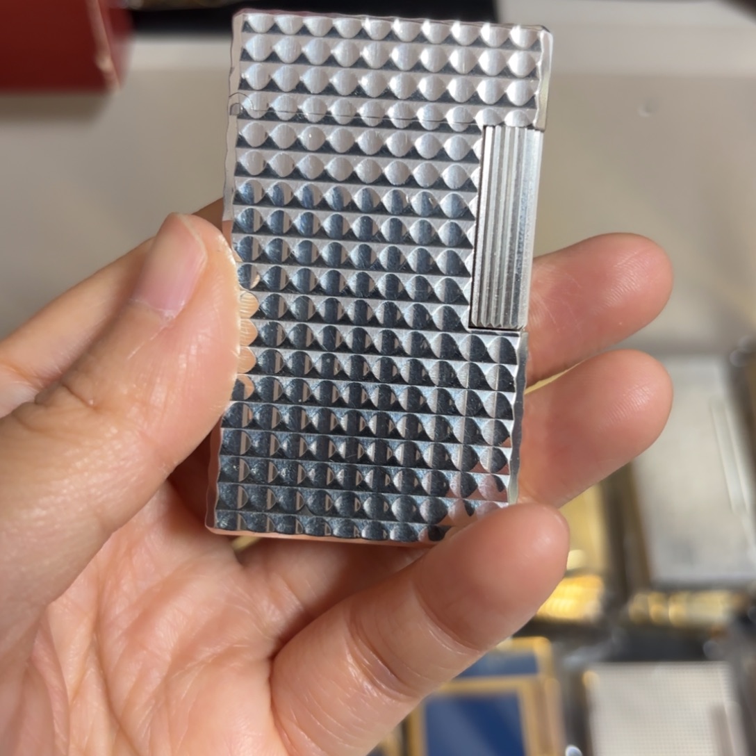 都登卡中古打火机