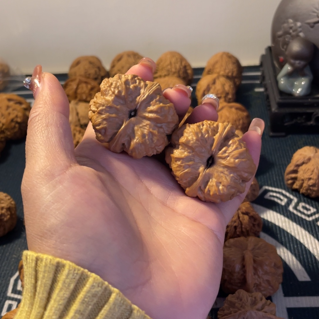 文玩核桃吊坠嗨****.蛤蟆40