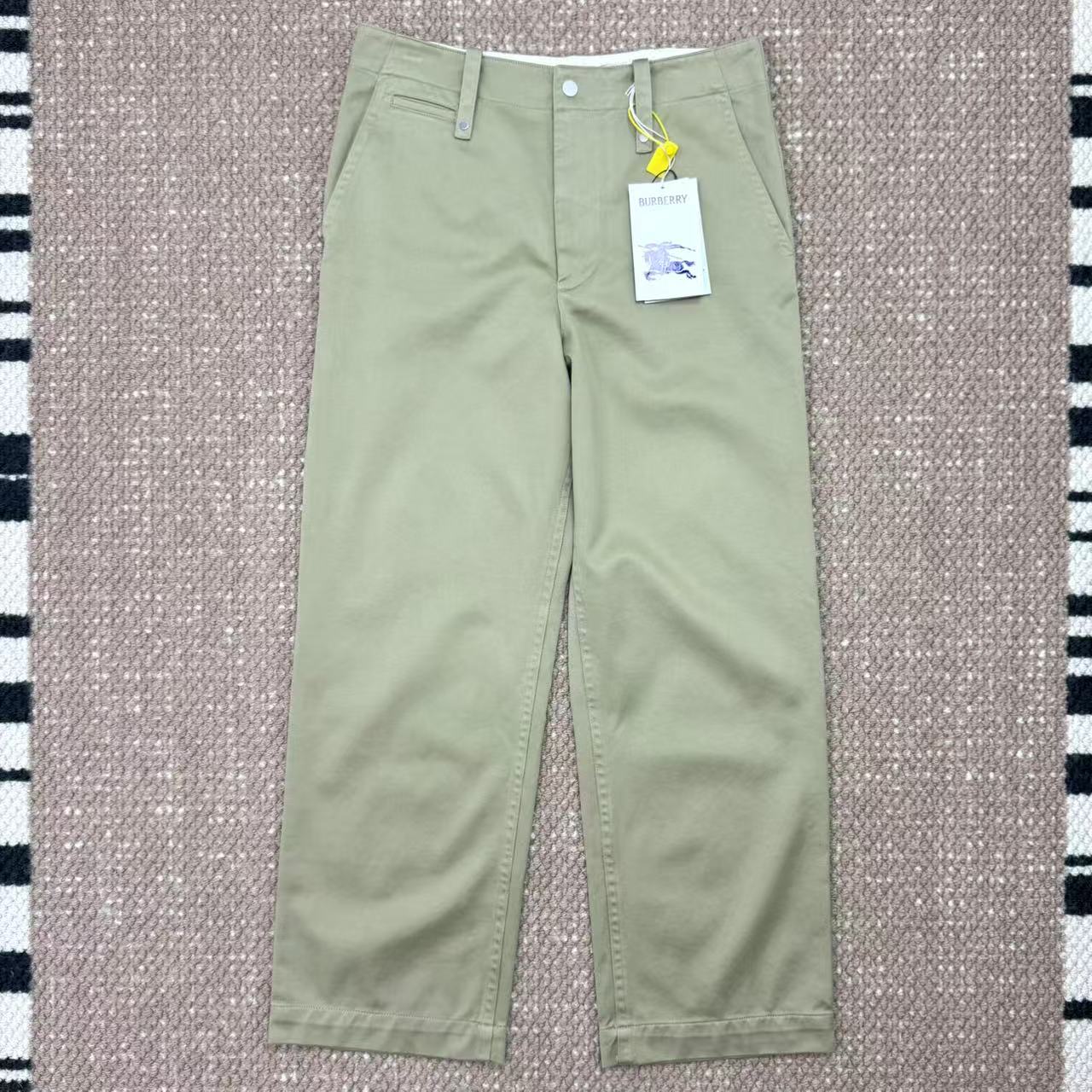 全新未使用 BURBERRY/博柏利 经典休闲裤