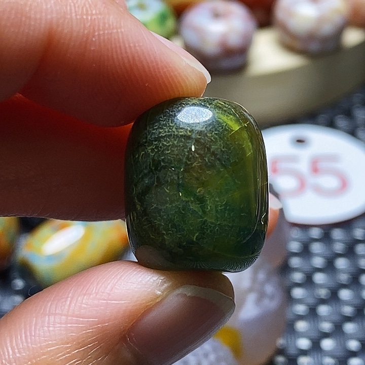 小***爷玛瑙/玉髓未镶嵌颈饰