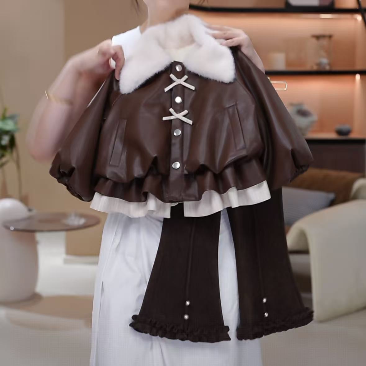 女童外套秋冬款2025新款儿童洋气加绒加厚喇叭裤洋气冬装套装