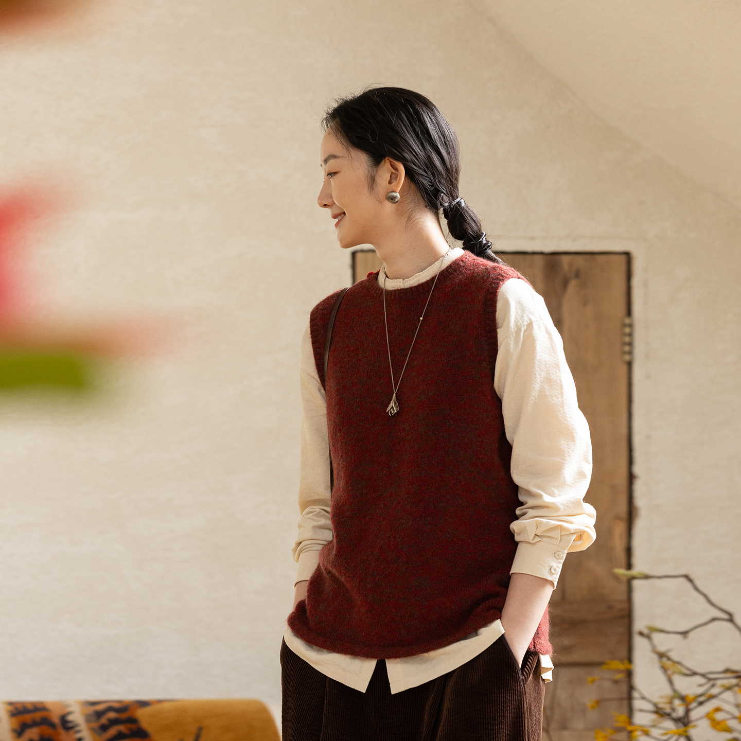 牧衣游原创 羊绒混织毛织马夹新款细腻柔软轻盈百搭头套上衣 彩画