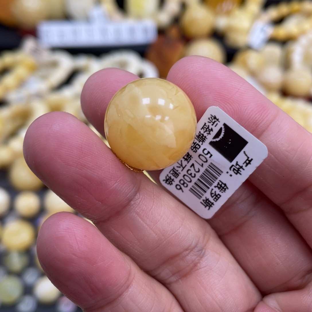 琥珀珠宝奇石未镶嵌18.6mm瑕疵福利款