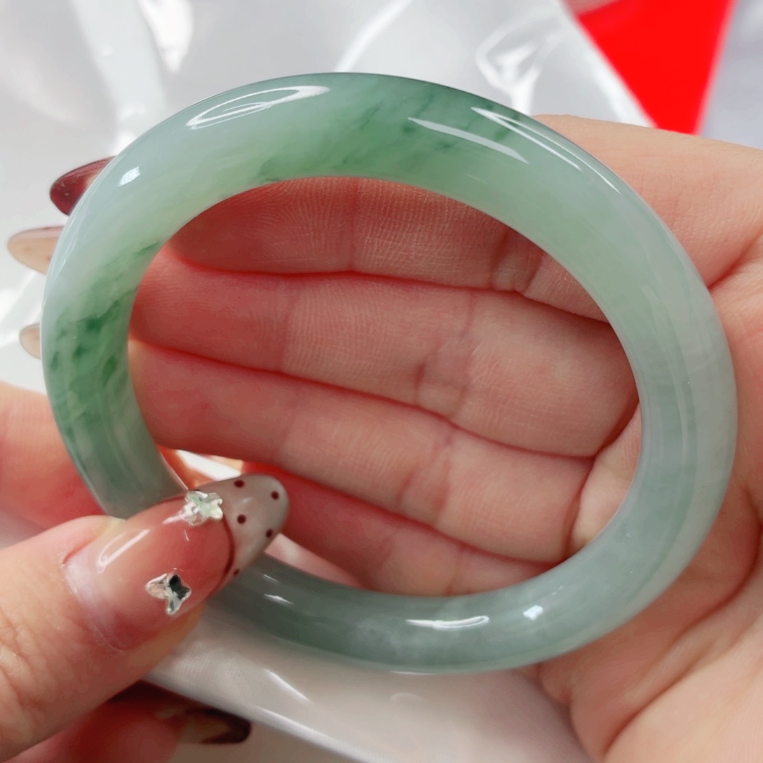 翡翠未镶嵌手镯54.7x597