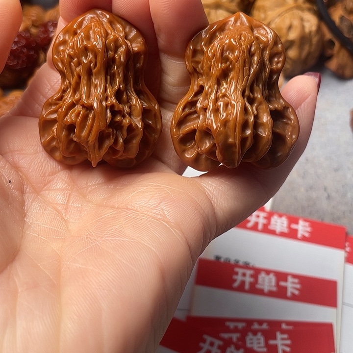 文玩核桃吊坠葫芦