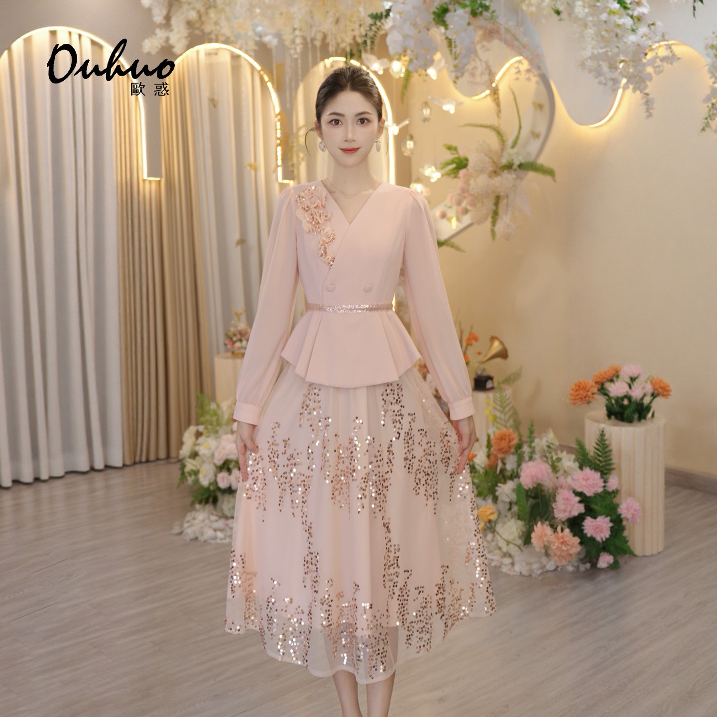 现货【米米定制】2025年秋冬新款高贵名媛气质显瘦连衣裙OHDRI08075