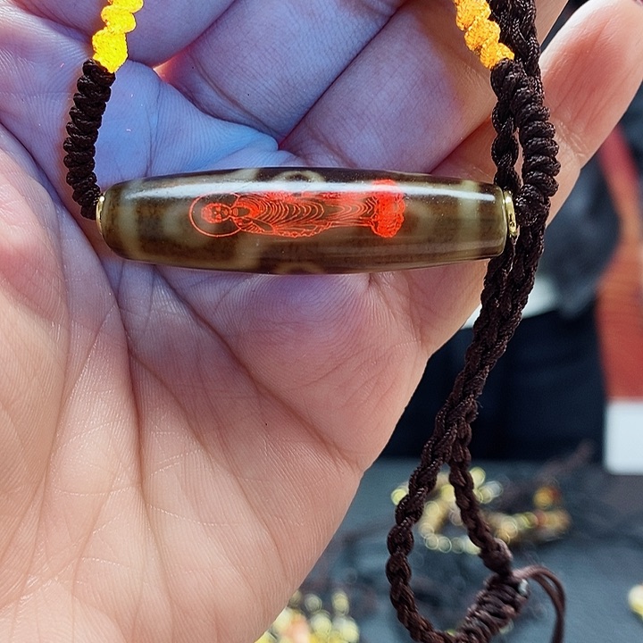 玛瑙/玉髓颈饰合金