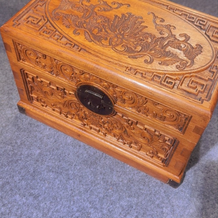 贡木箱的的的的的的