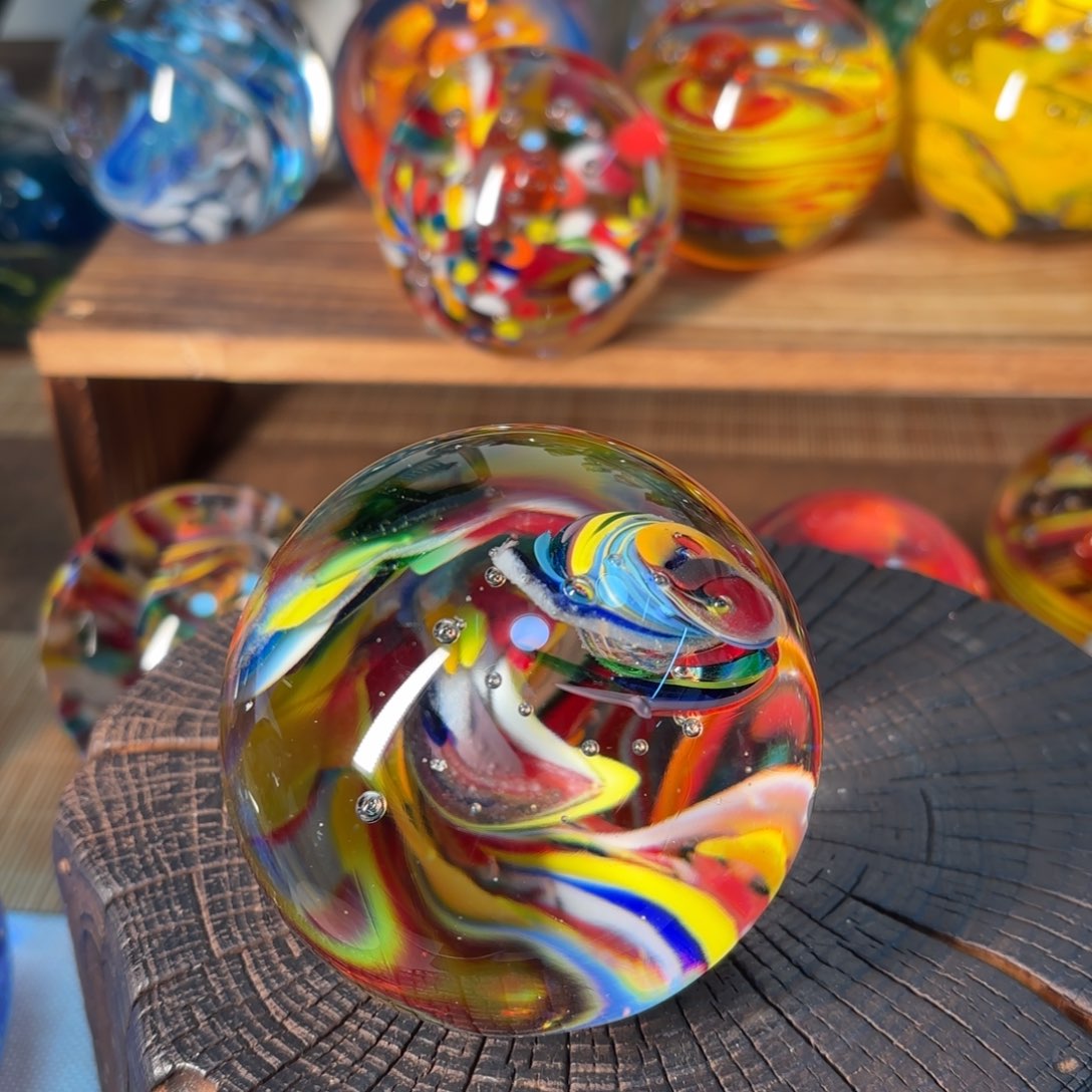 憨***斤琉璃手工艺品精品