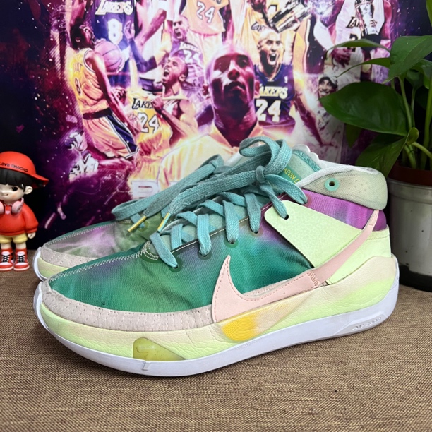 42.5码 KD13 篮球鞋 95新 参考价1569