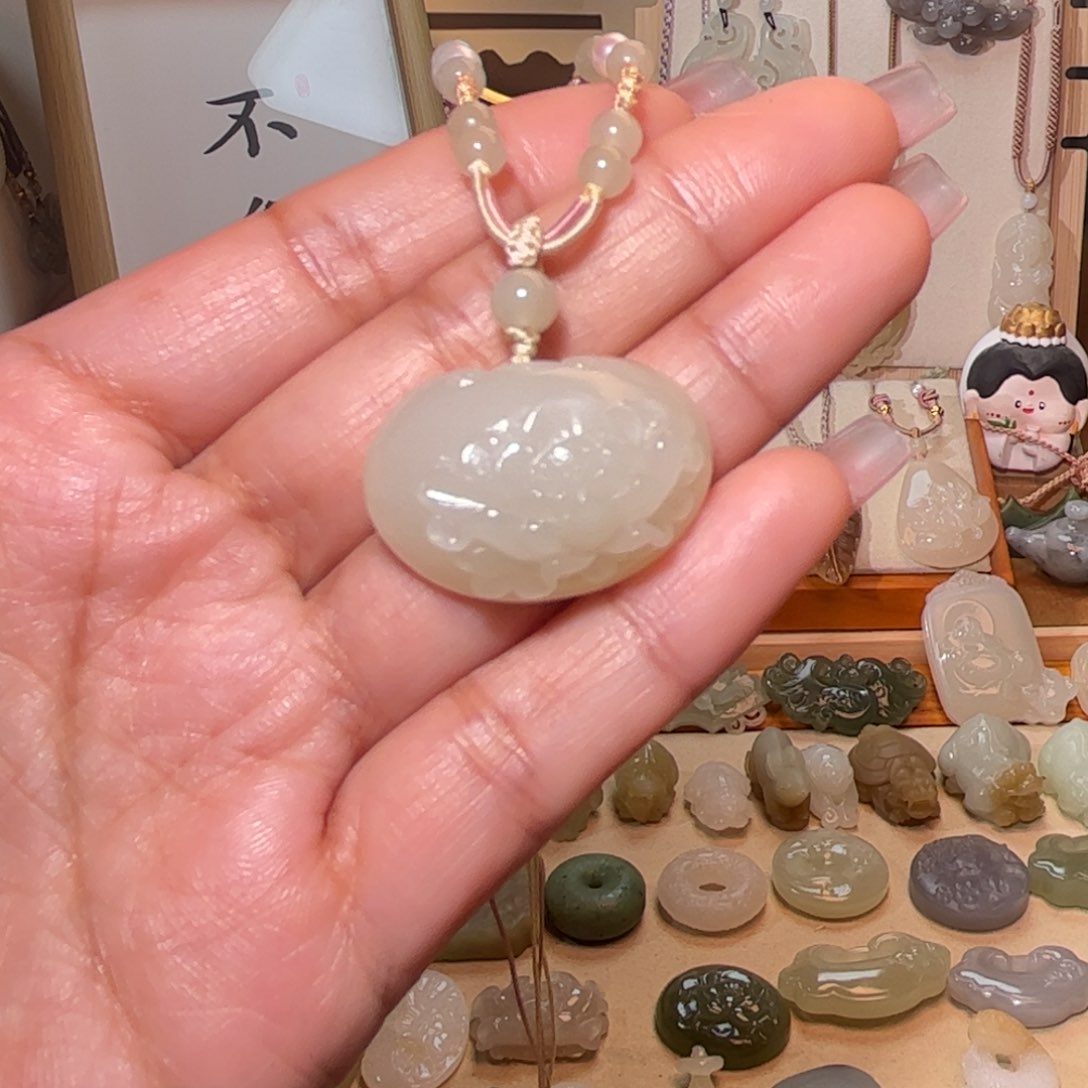 和田玉颈饰未镶嵌倩*