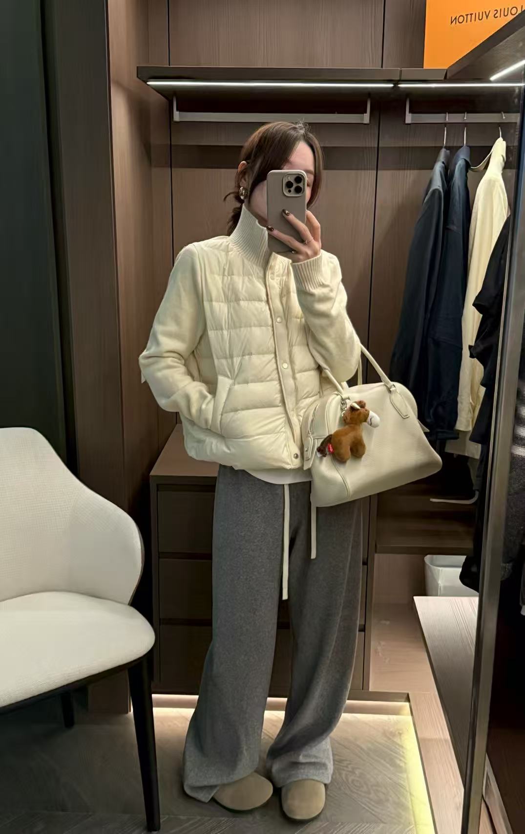 【俪宝】现现拼接排骨羽绒  韩系奶昔立领针织拼接假两件羽绒服