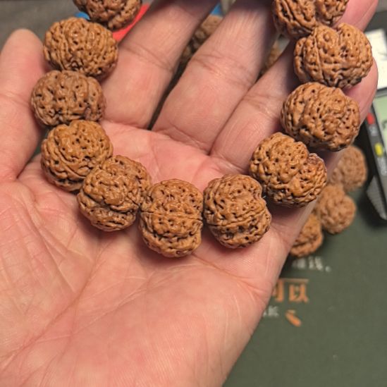 手串金刚菩提五星梅花大金刚手串，22左右尺寸，原皮原色