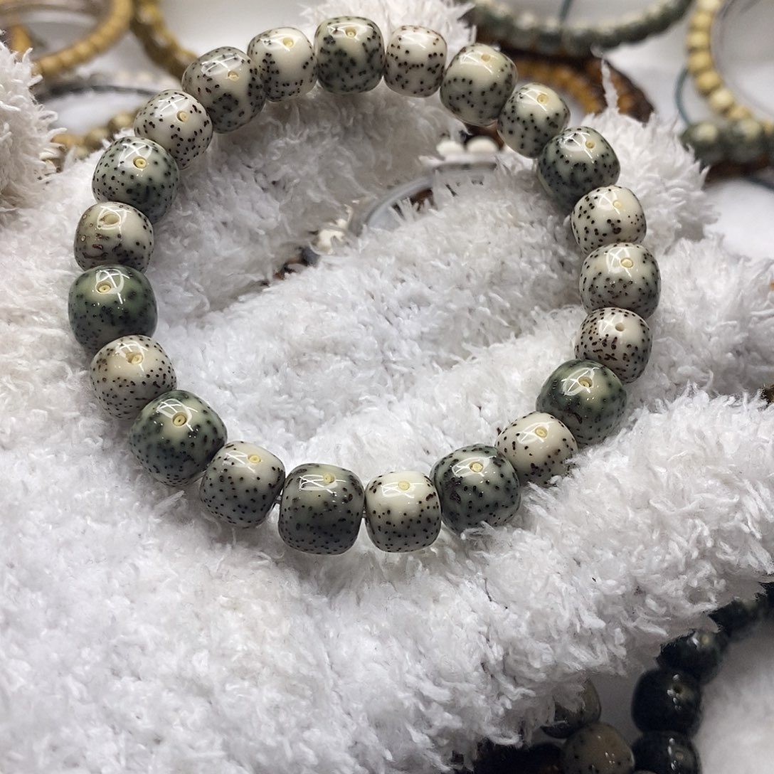 英***俊吊坠星月菩提海南原生态星月菩提