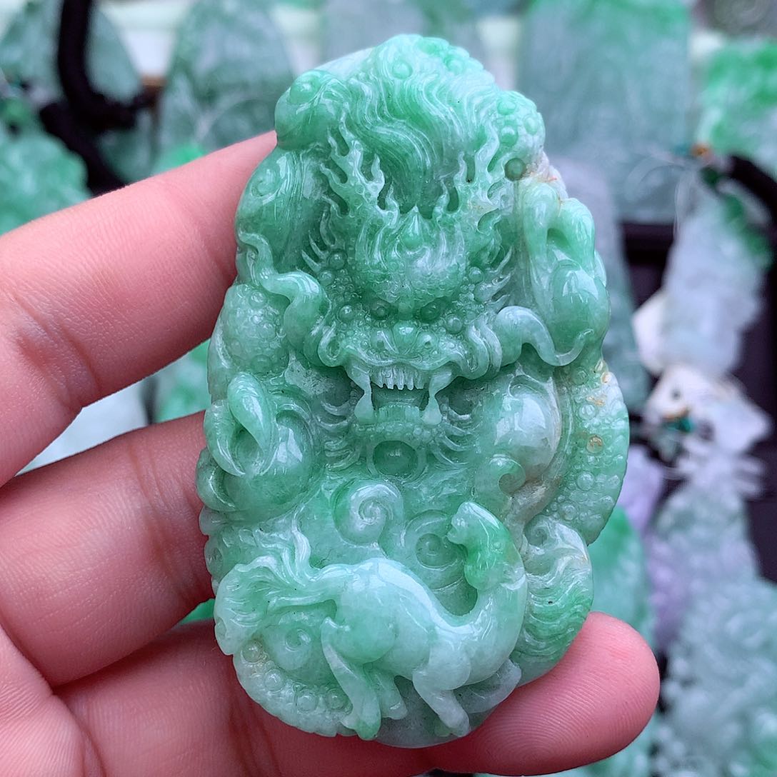 翡翠吊坠(不含链)未镶嵌