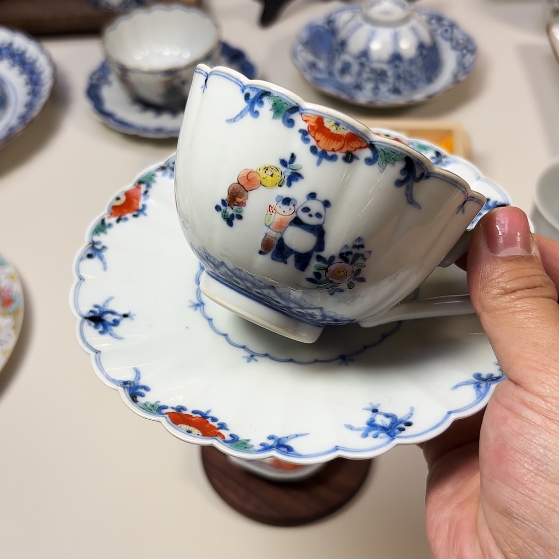 瓷     绫部史织。