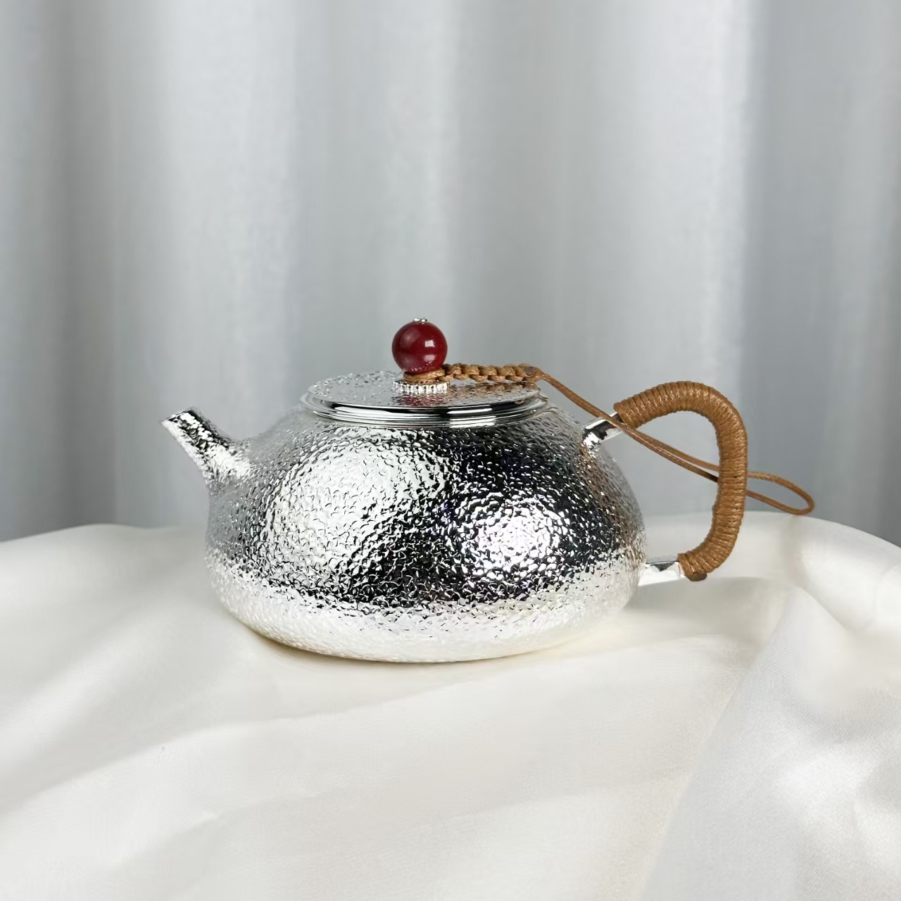 手工锤纹石瓢泡茶壶
