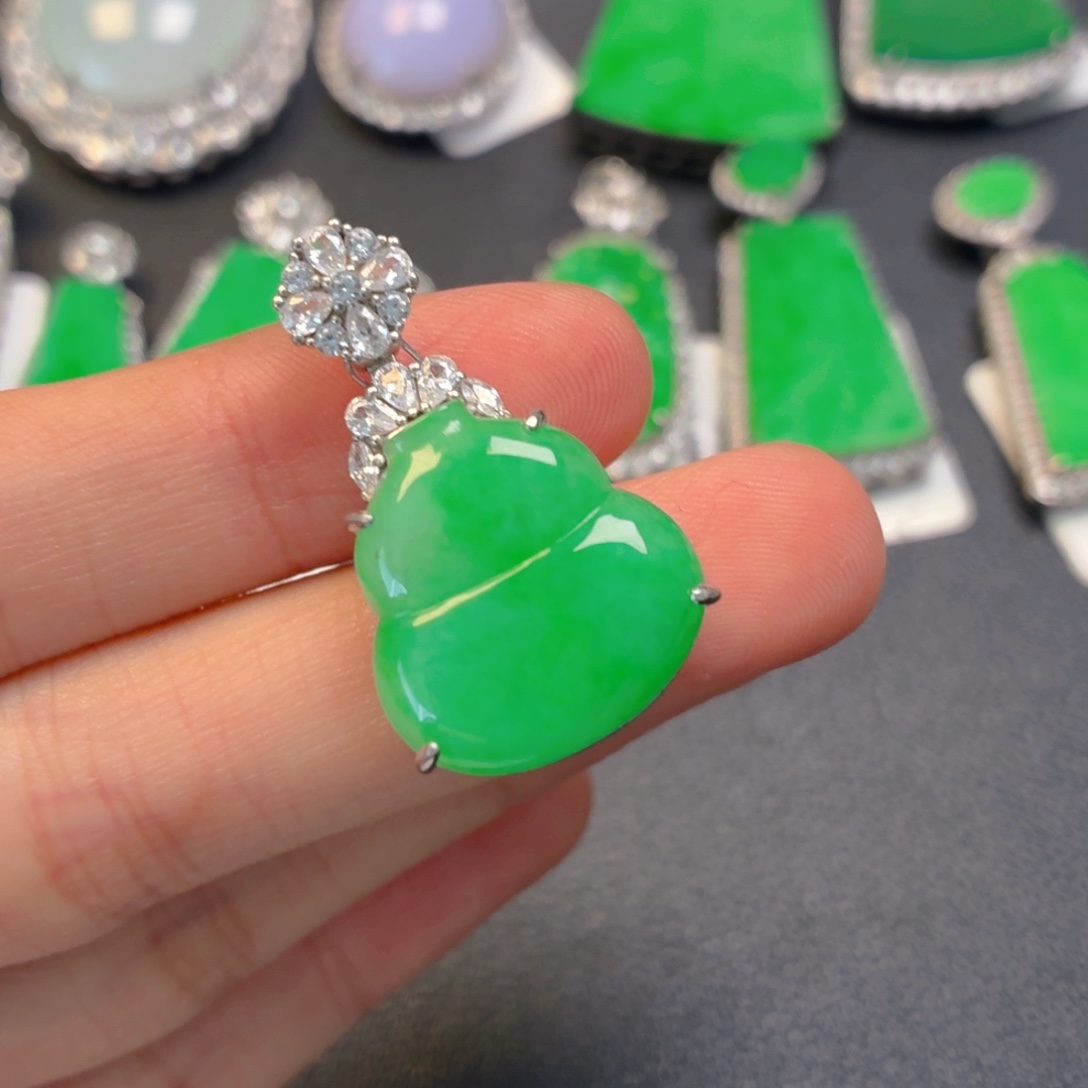 翡翠银S925镶嵌颈饰