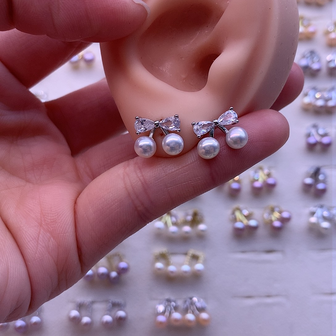 淡水珍珠耳饰合金