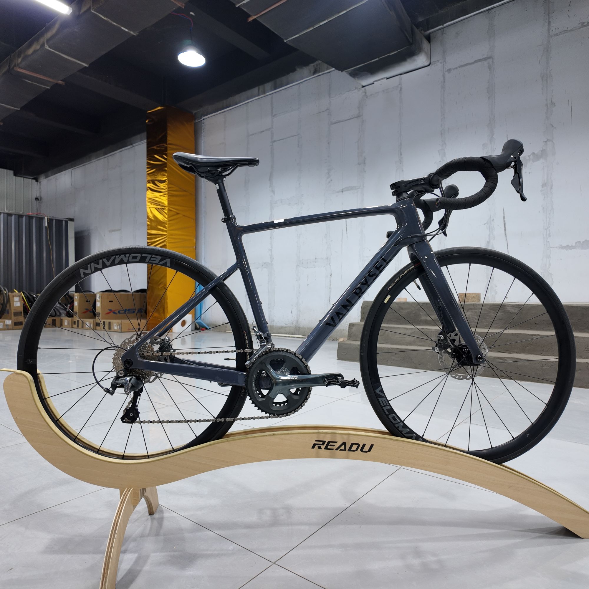 迪.卡侬NCR CF TIAGRA 星际灰 M码173-181 碳架 20速202512110024