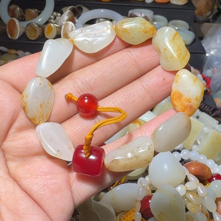 和田玉未镶嵌手链