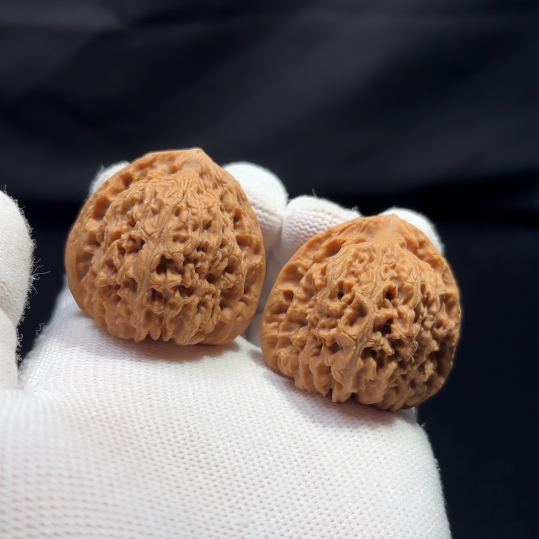 文玩核桃把件17号正三角