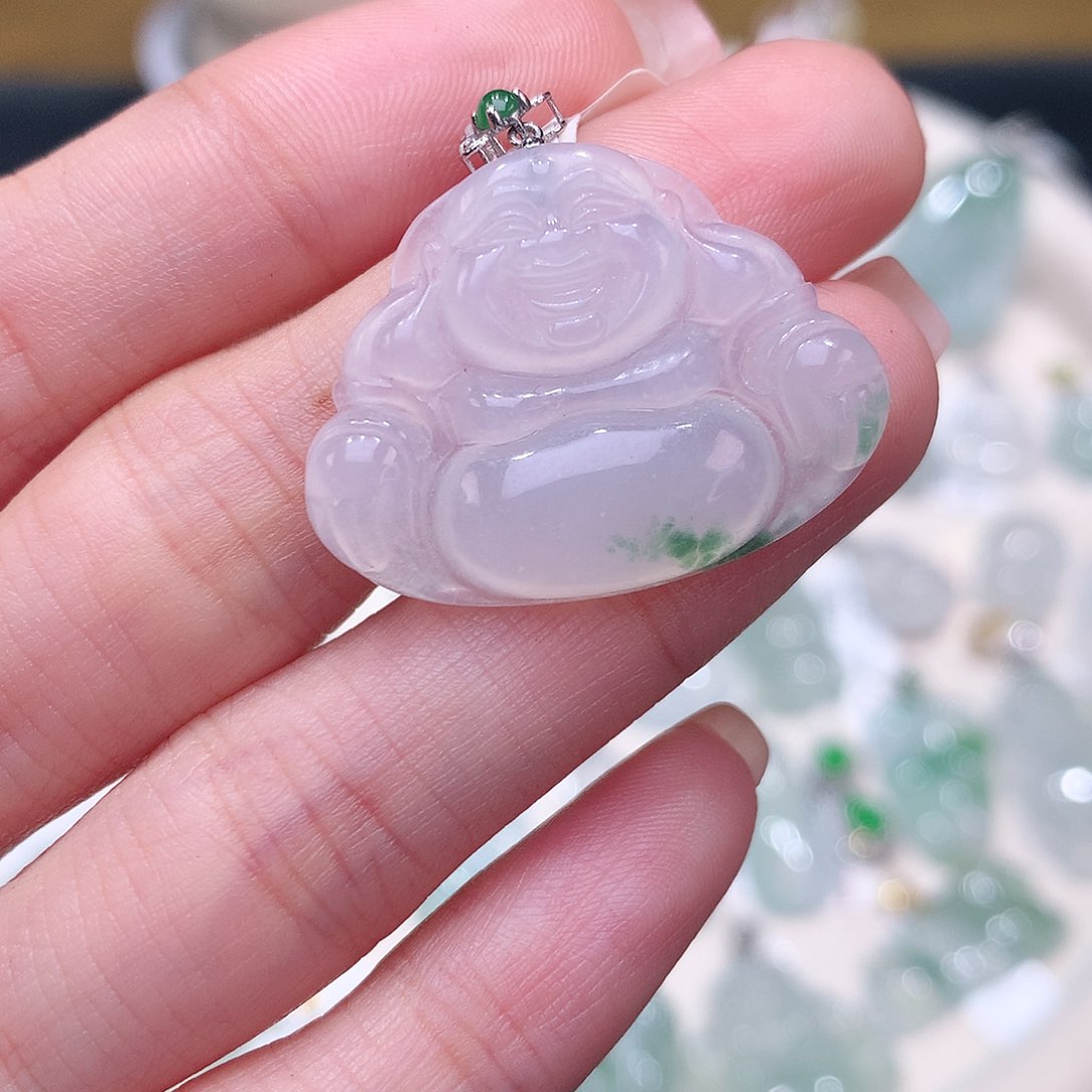 颈饰18K金镶嵌翡翠白冰飘绿花佛公