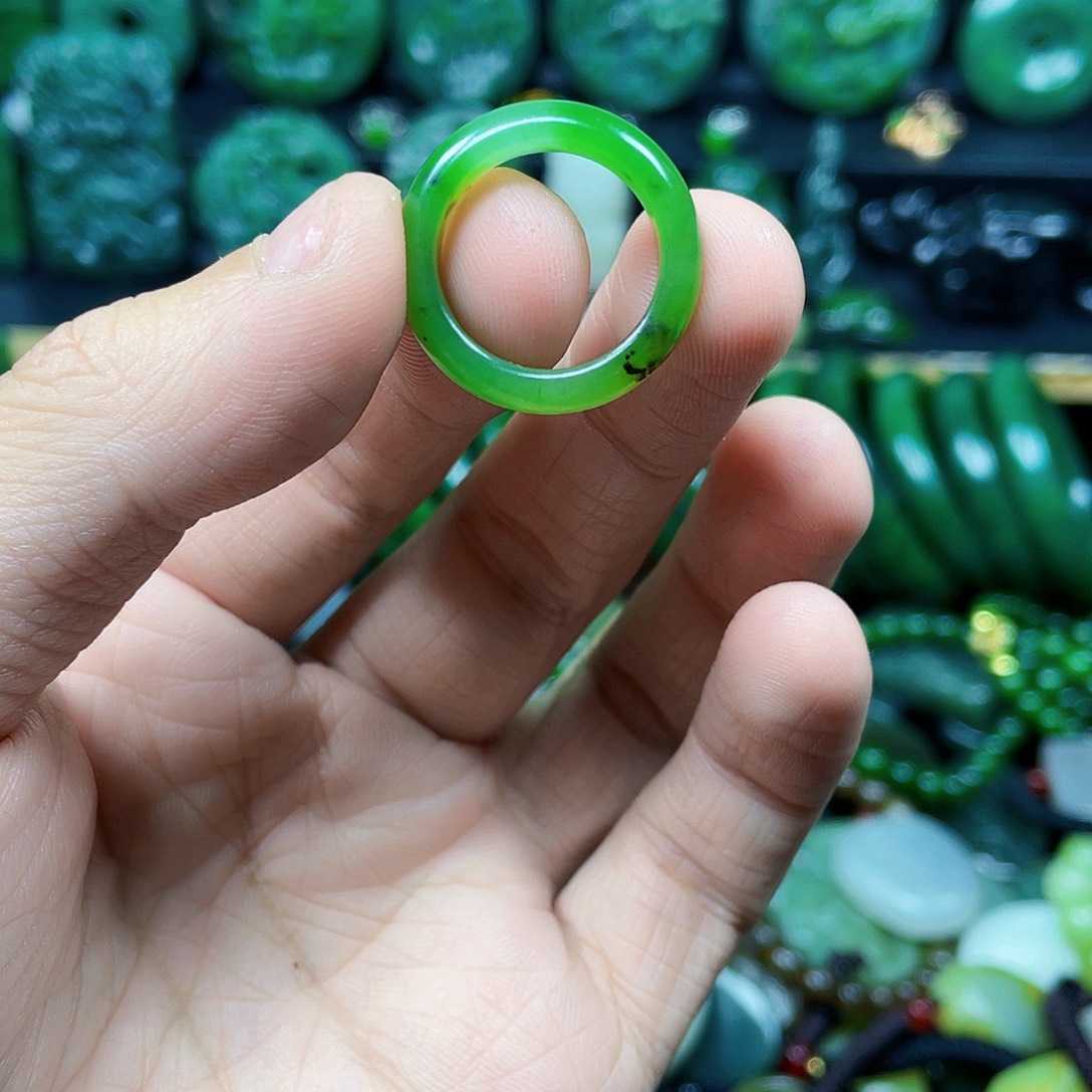 和田玉未镶嵌珠宝奇石