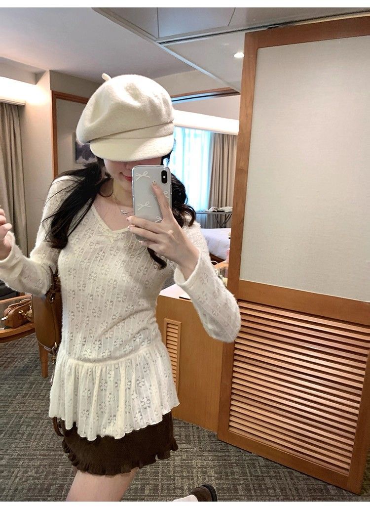法式巨好看v领蕾丝打底衫t恤女秋冬内搭纯欲BM风独特漂亮长袖上衣