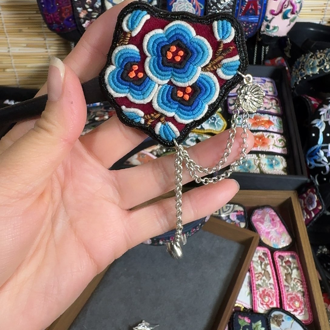 小***5织绣民族风刺绣发簪