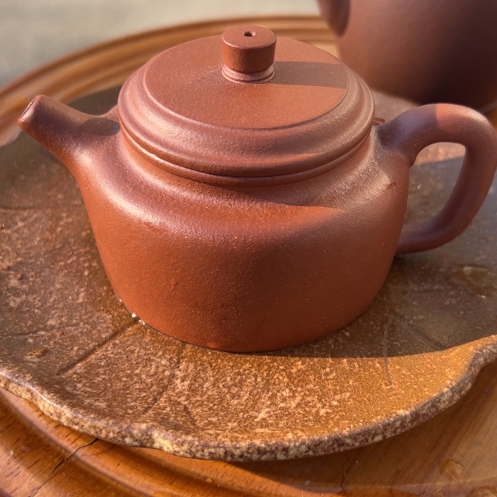 紫砂茶壶红将坡精工得中200