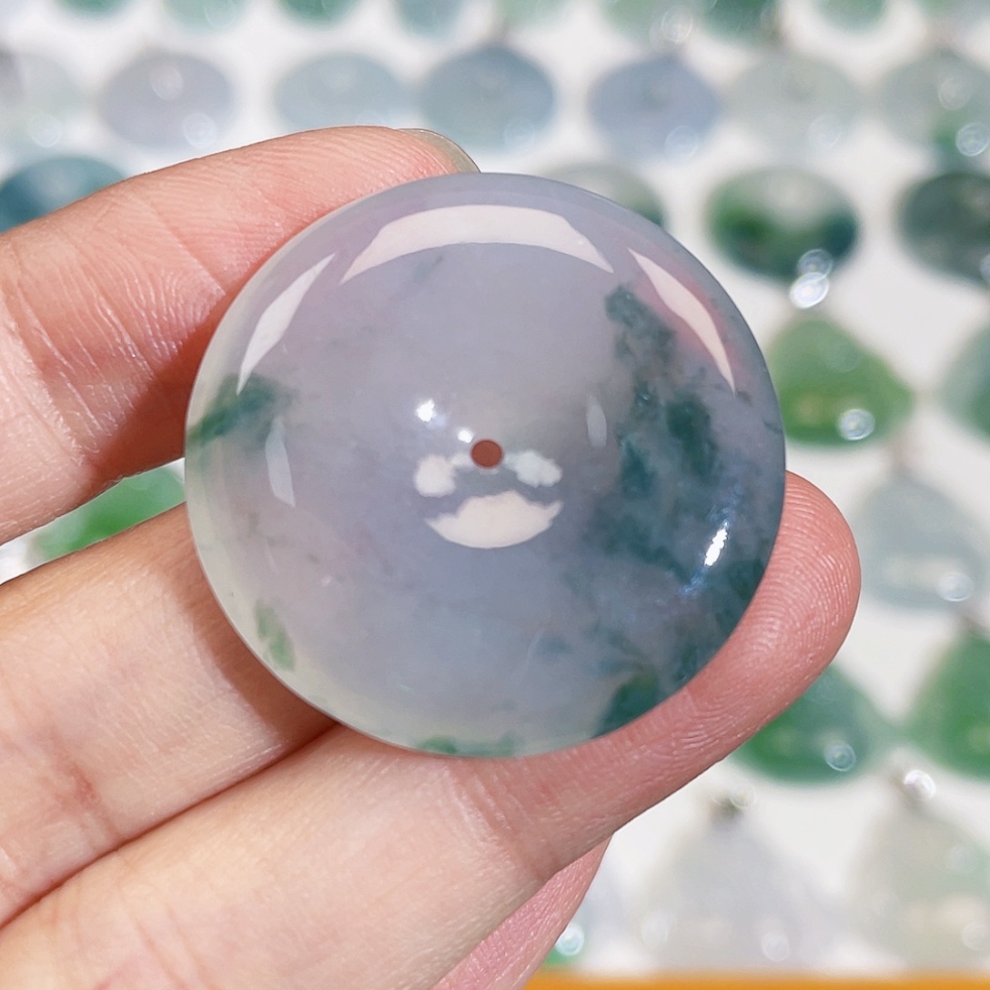 颈饰未镶嵌翡翠吊坠