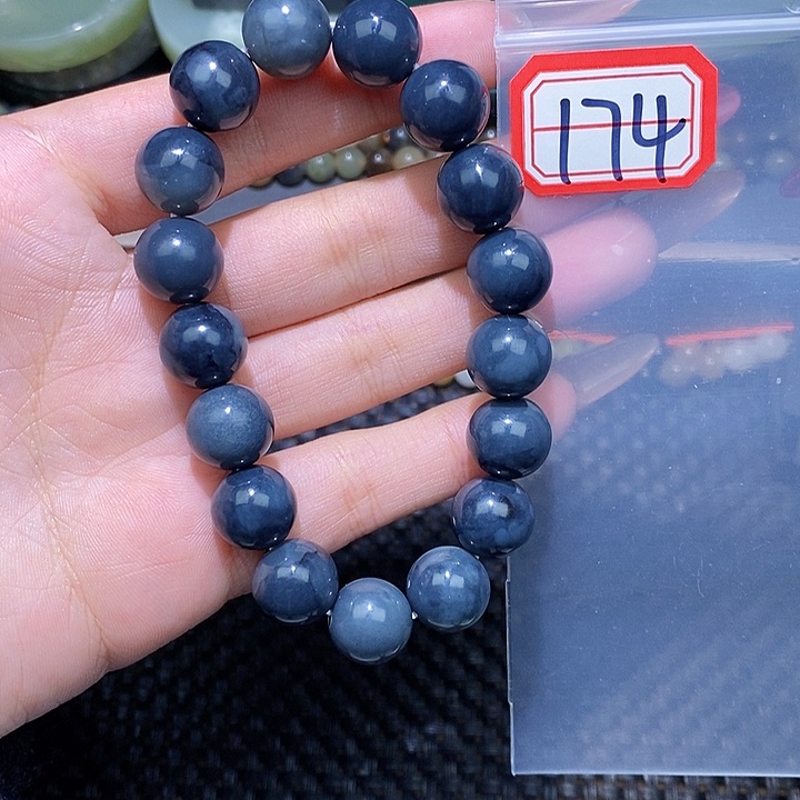 和田玉和田玉边角料随机发未镶嵌