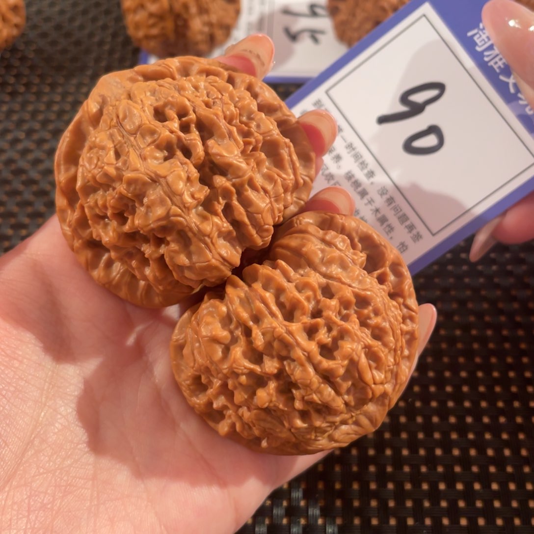 文玩核桃把件奇**田90号51尺官帽全品