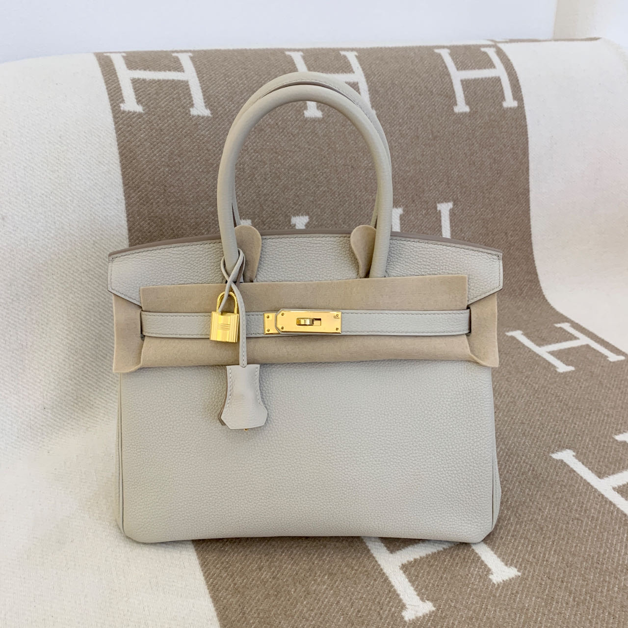 99新 Hermes/爱马仕 birkin30 冰川白 金扣 togo皮 U刻 xx0219a3