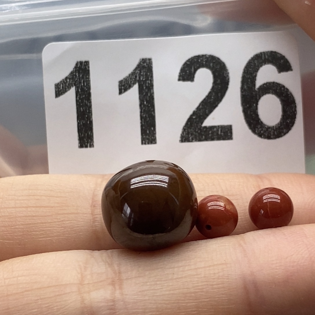 南红玛瑙颈饰未镶嵌