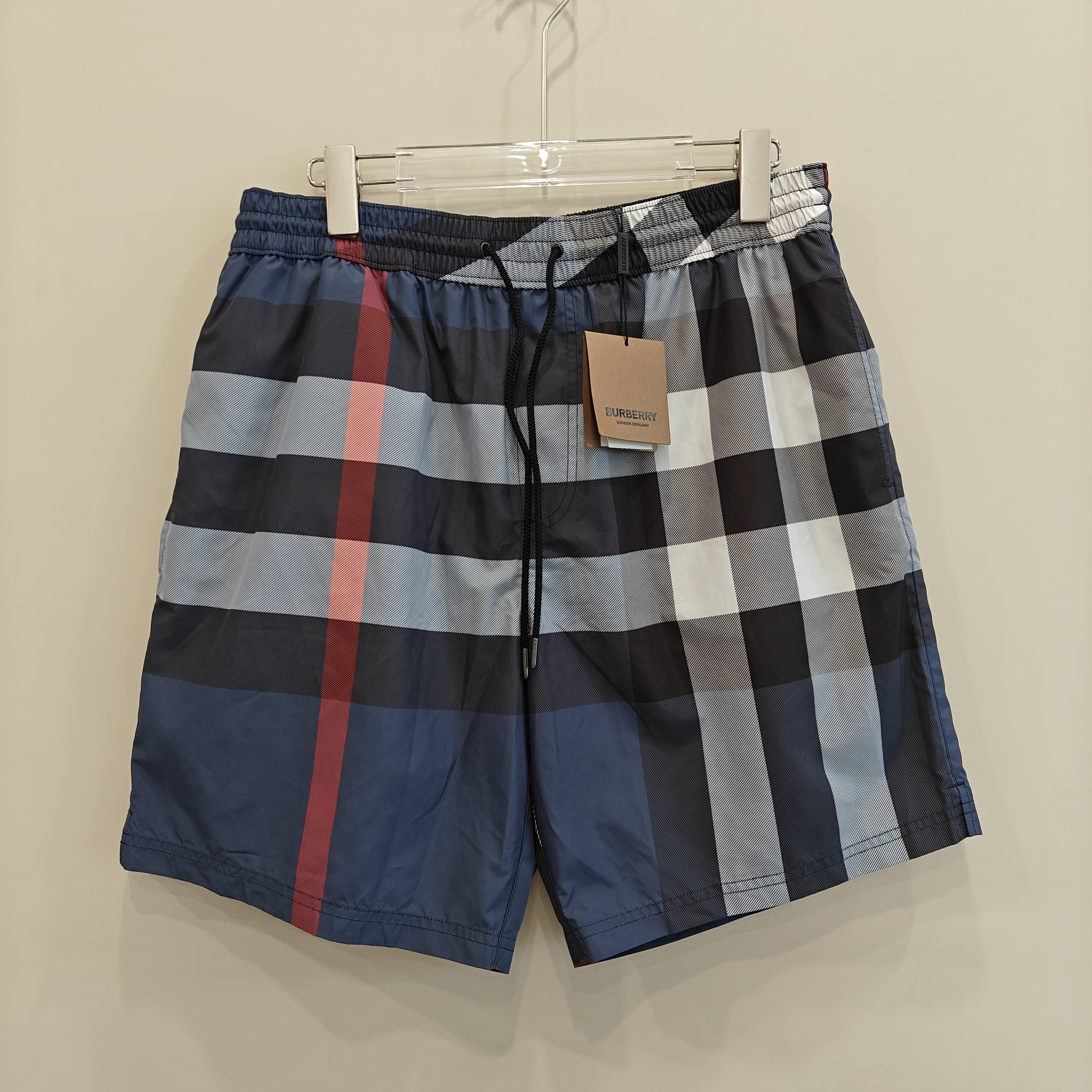 全新未使用 BURBERRY/博柏利 条纹短裤 L码 公价 4000 BB10002