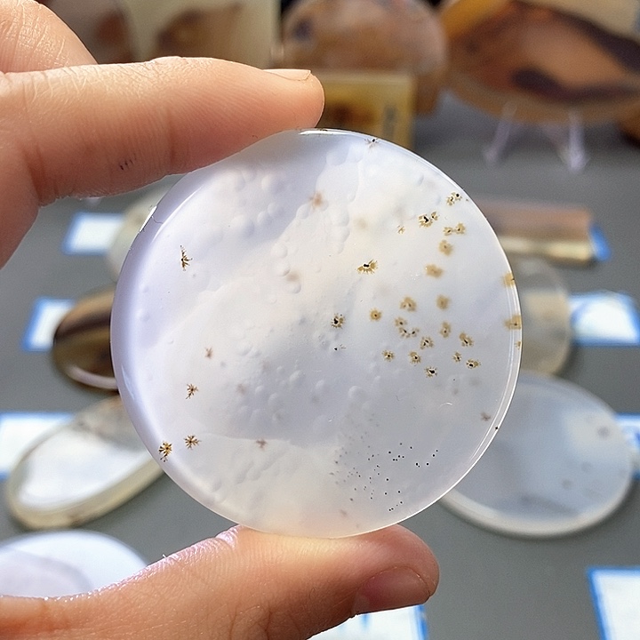 玛瑙/玉髓未镶嵌珠宝半成品