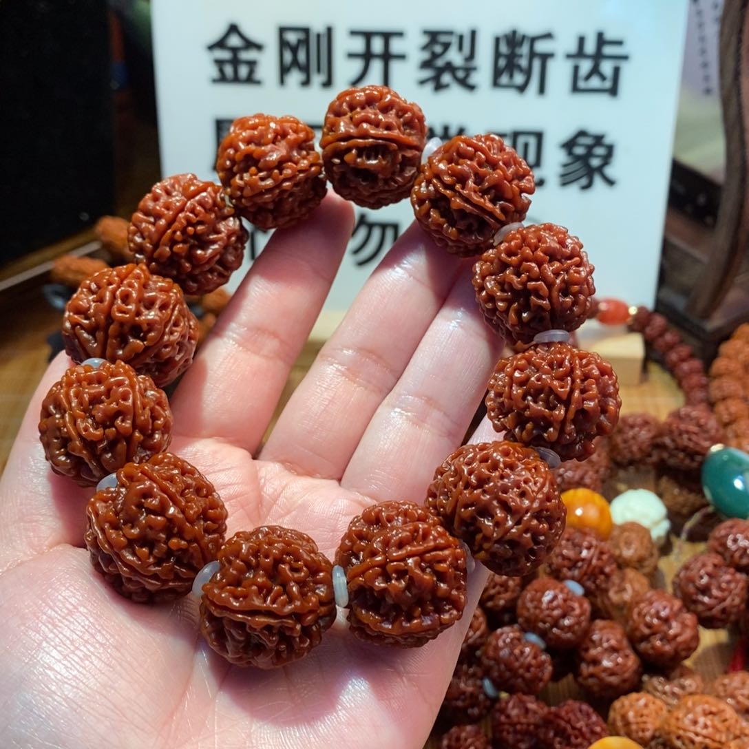 金刚菩提吊坠22+6瓣素