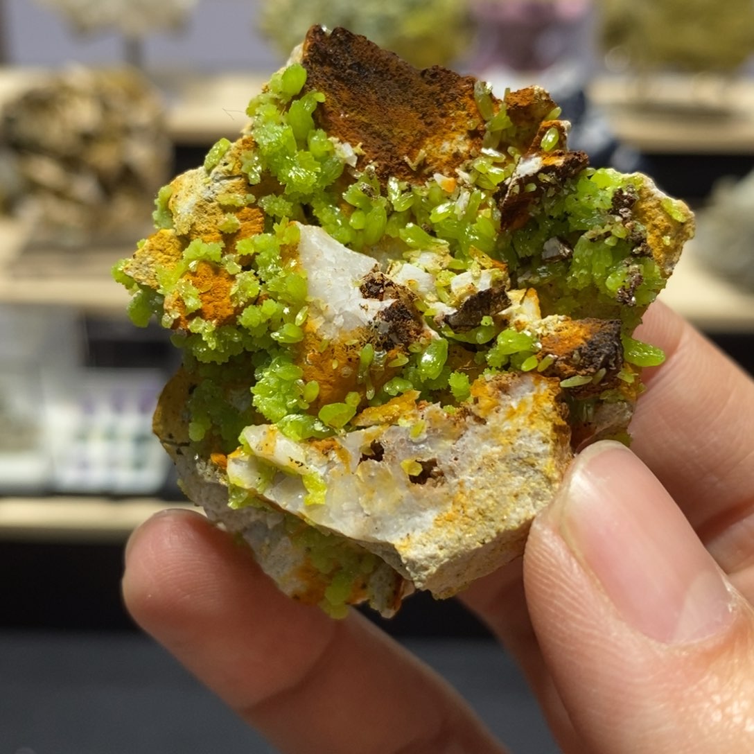 吊坠磷氯铅矿水晶