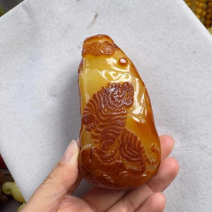 蜜蜡珠宝奇石未镶嵌