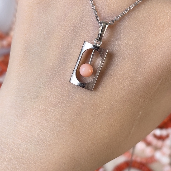 无合金无合金福利momo吊坠