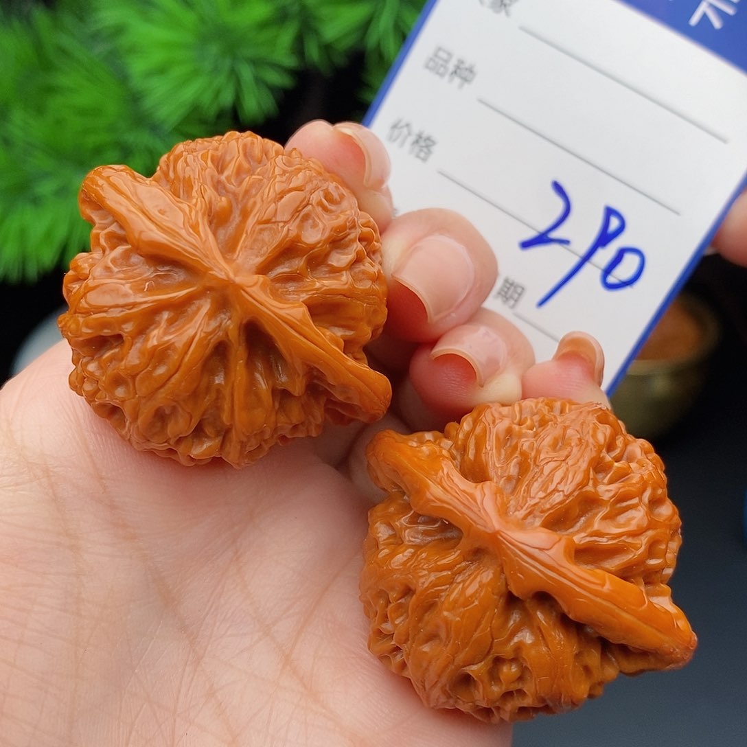 文玩核桃吊坠42宫灯290