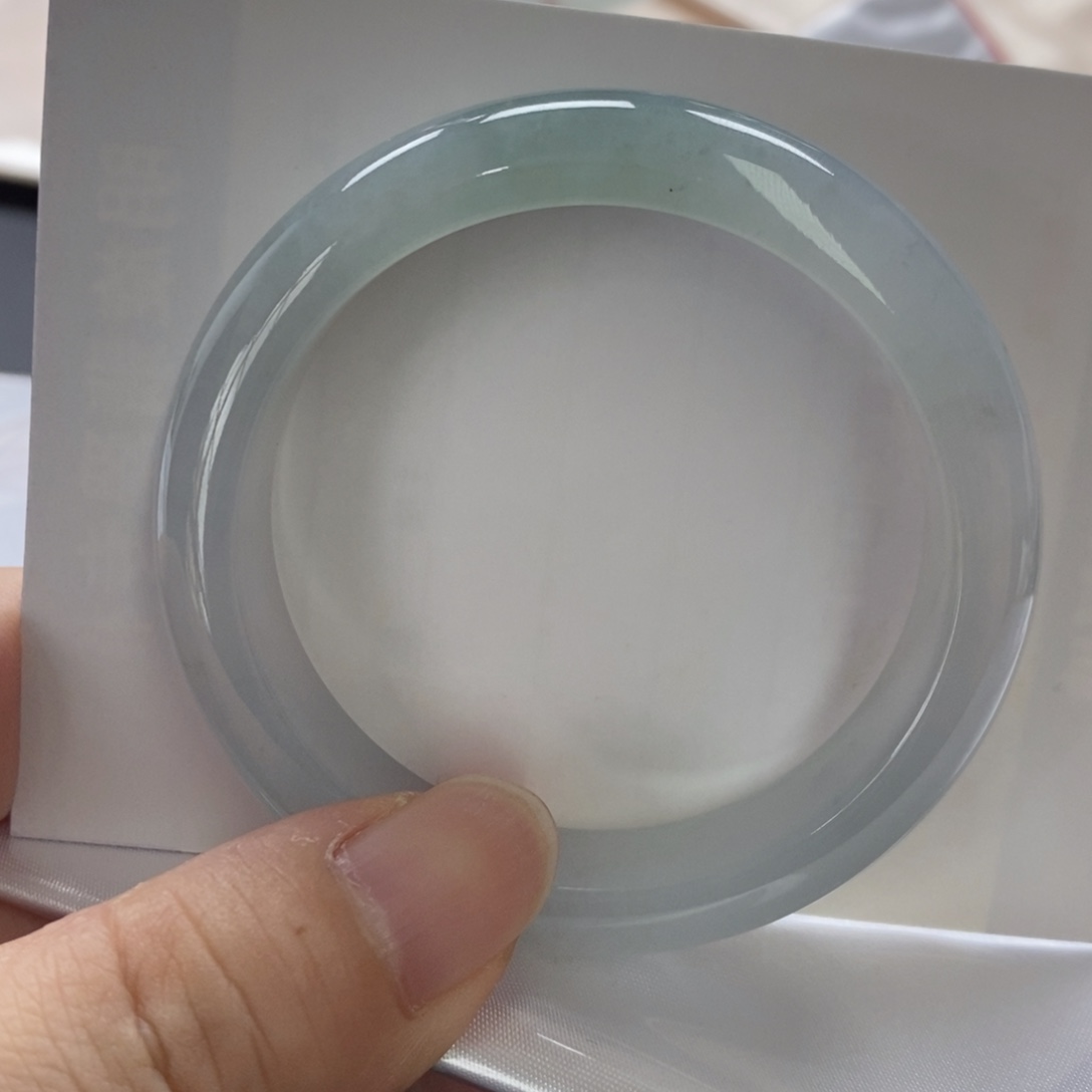 翡翠手镯未镶嵌天然缅甸翡翠手镯A货