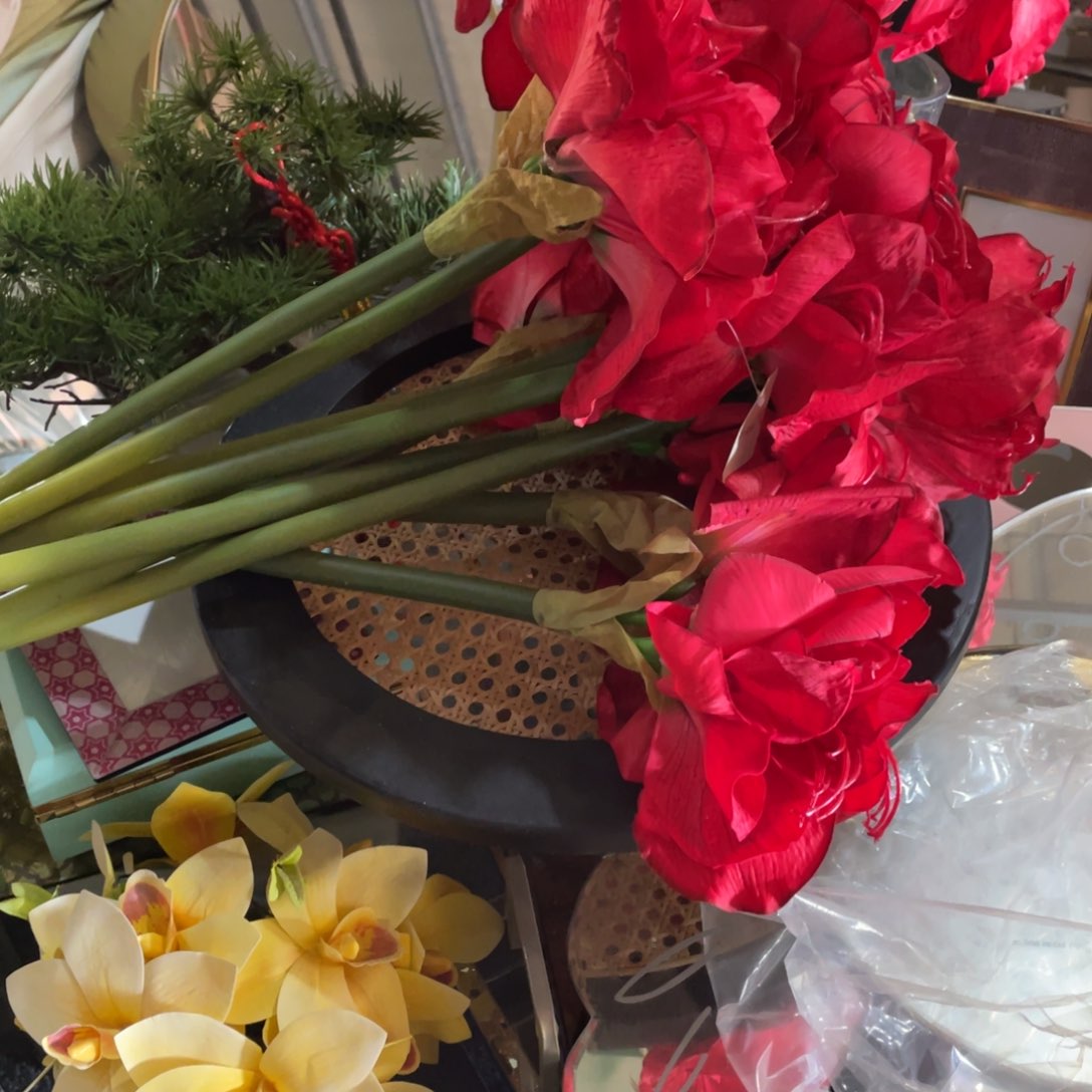 陶瓷花瓶，家居摆件。