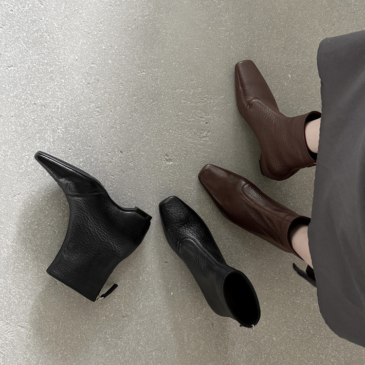 方头胶粘工艺冬季时装靴复古短靴2025年新款粗跟中跟百搭及踝靴