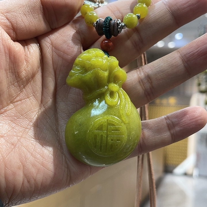 【闪购商品】和田玉（糖玉）颈饰未镶嵌